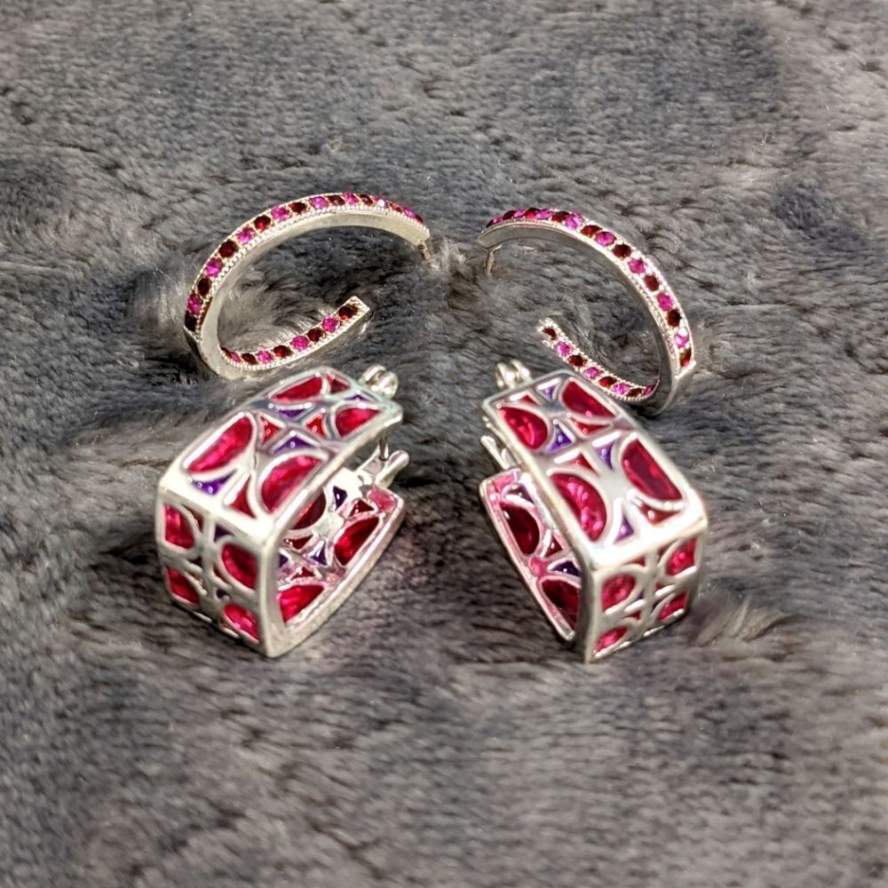 Vintage Silvertone/Pink Acrylic and Pink Rhinestone Pierced Earrings (2) Pair - Picture 6 of 14